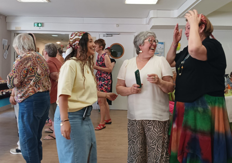 Un Été aux Couleurs Gitanes : Retour sur notre Repas Festif du 20 Juin à l’Ehpad