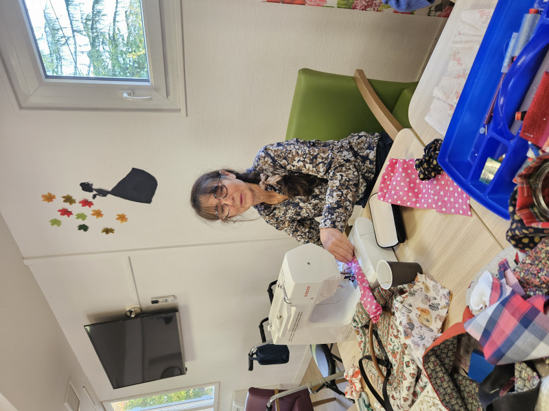 Atelier Couture : des décorations de Noël créées avec passion