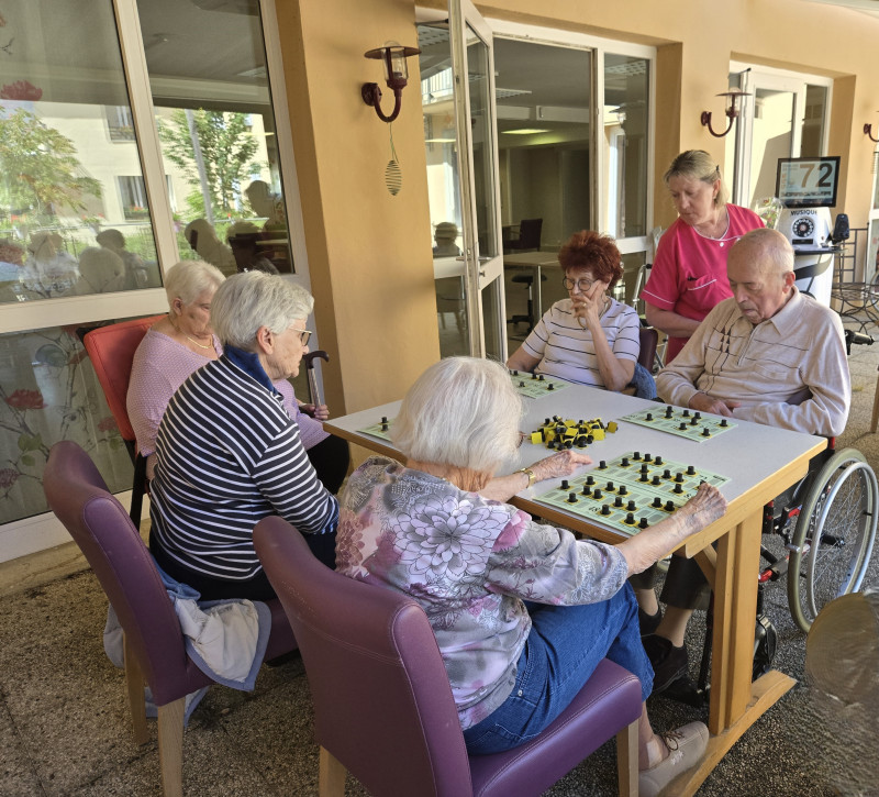 Un loto en plein air pour le plus grand bonheur des résidents