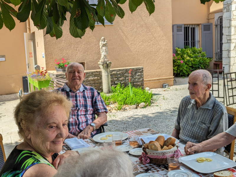 Cuisine 'Bonne Maman' suite