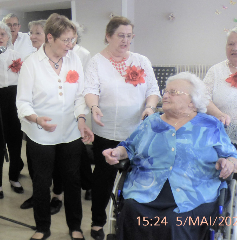 Apres midi festif avec la chorale la "La Pastourelle"