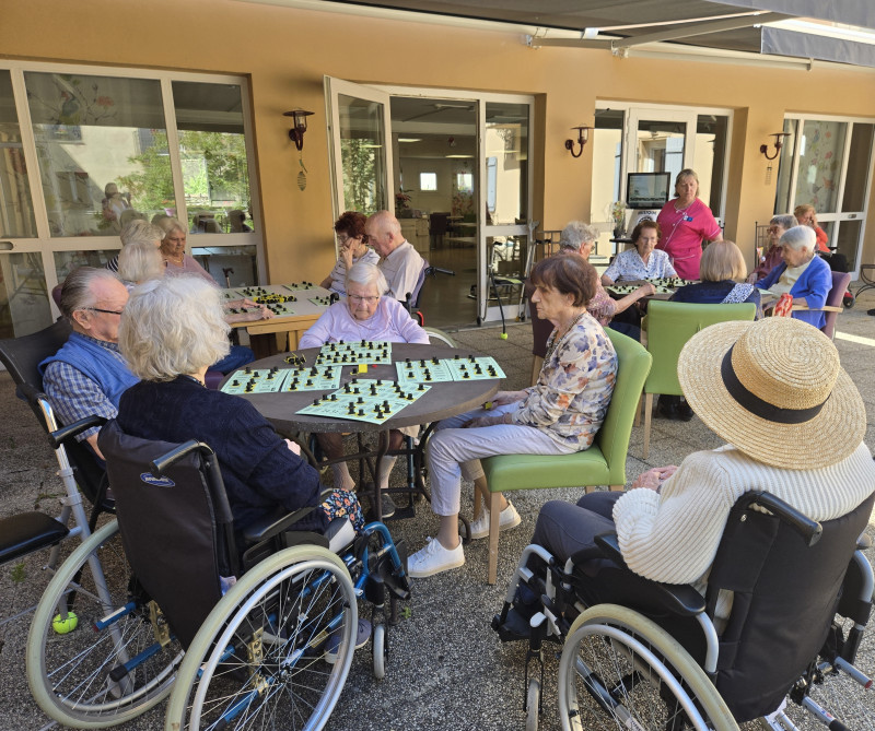 Un loto en plein air pour le plus grand bonheur des résidents