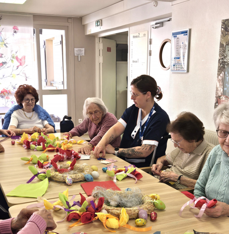Réalisation de décors pour le repas de Pâques
