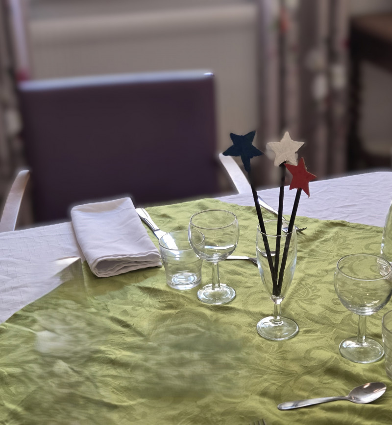 Retour sur notre célébration du 14 juillet : une journée haute en couleurs et en émotions patriotique