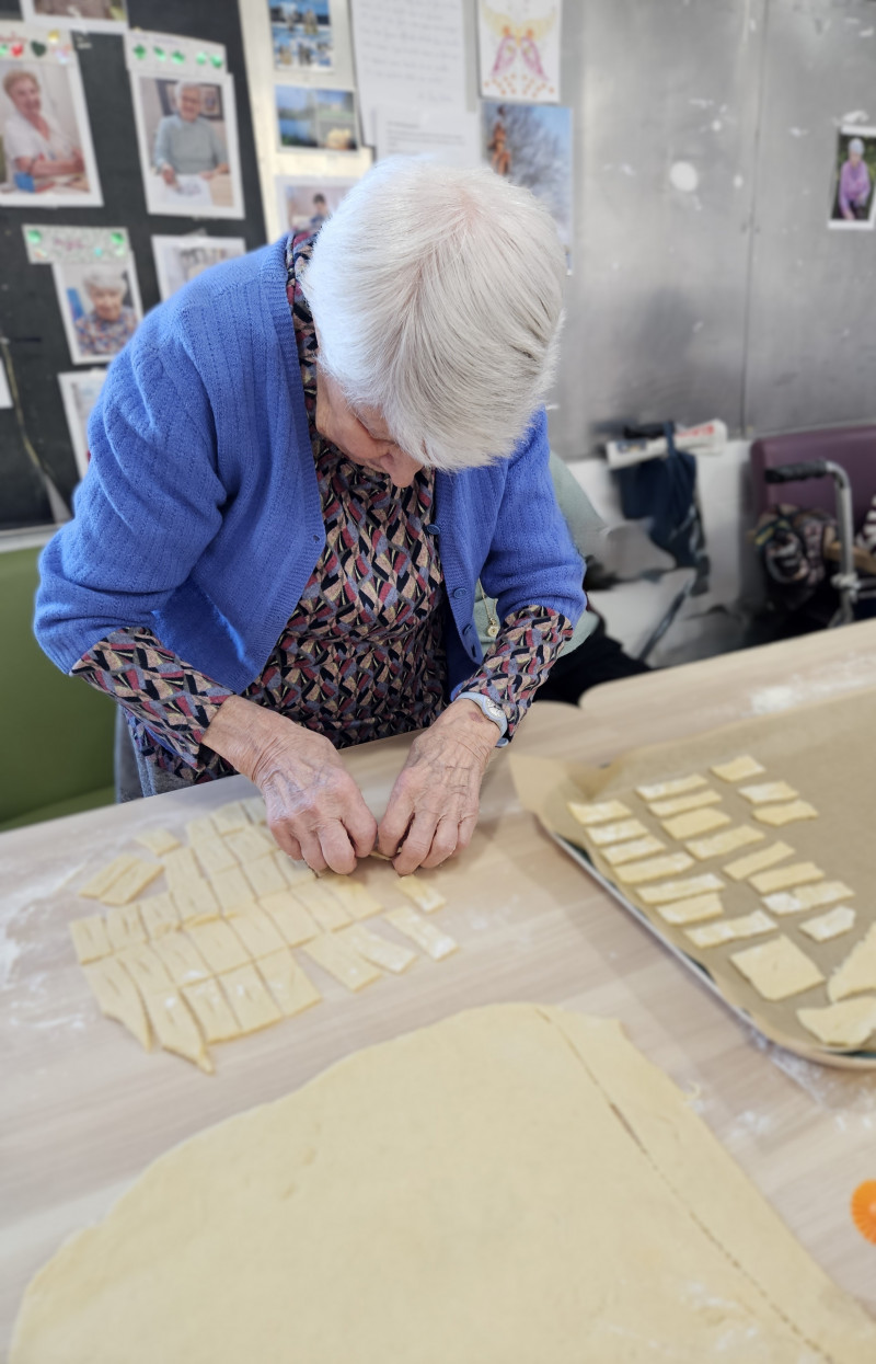 Beignets de carnaval et chants au ukulélé