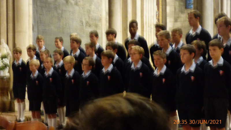 Concert des petits chanteurs a la Croix de  Bois, cathédrale St Vincent