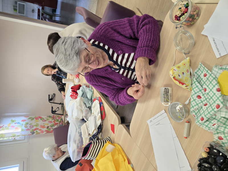Un atelier couture aux couleurs de Pâques